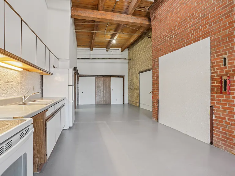 Artspace Northern Warehouse — Photo 11