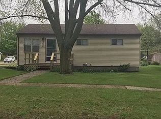 1538 Prairie St, Grinnell, IA 50112