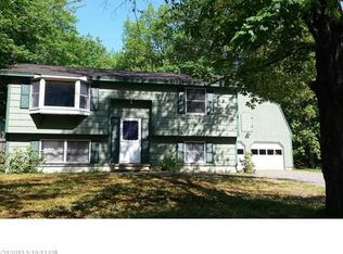 94 Railroad Ave, Springvale, ME 04083