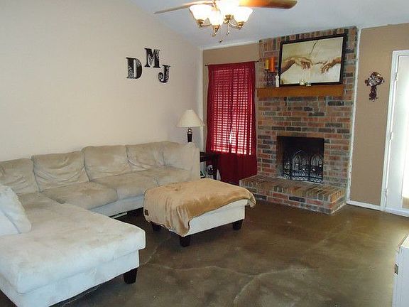 2nd image of 1613 Fairfield Cir