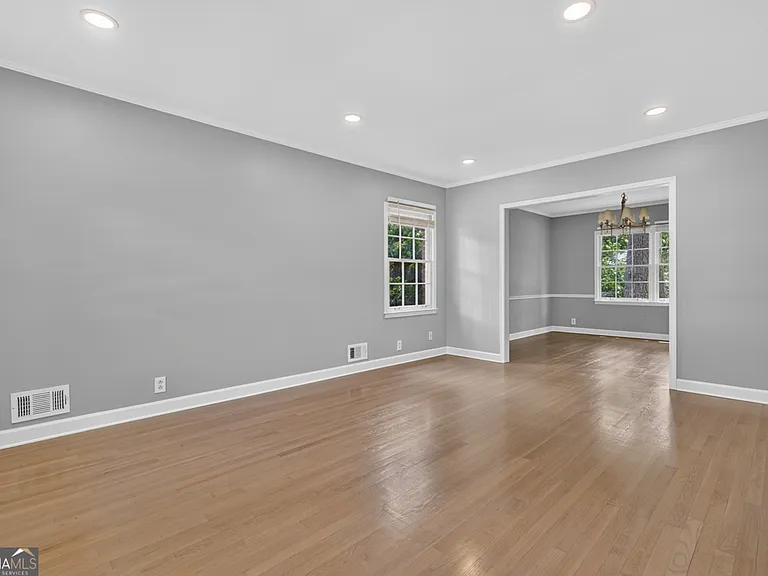 4854 Springfield Dr — Photo 26