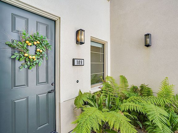 5th image of 1071 Dewberry Pl Unit 109