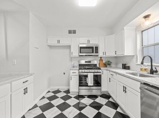 108 Ephesus Church Rd APT 106, Chapel Hill, NC 27517