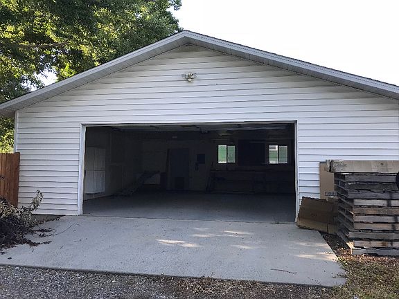 oversized double garage with alley access