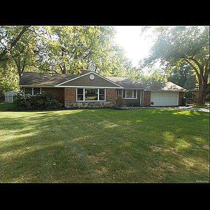 2nd image of 24555 N Cromwell Dr