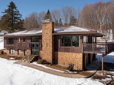 3273 Strand Rd, Duluth, MN, 55803
