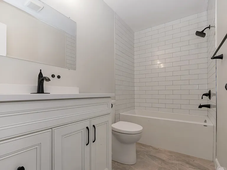 487 Dominion Ave #1 — Photo 6