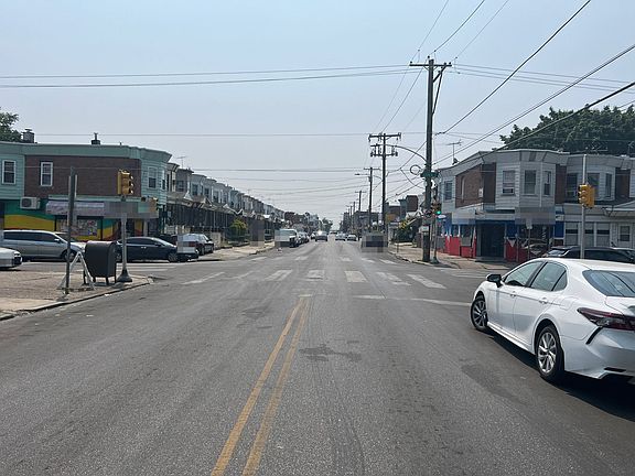 4th image of 1855 E Tioga St