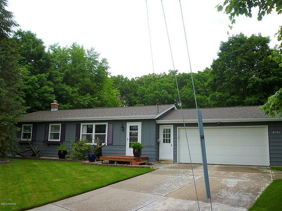 2nd image of 2766 Danube Ln NE