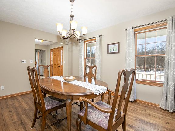5th image of 2538 E Breckenridge Dr