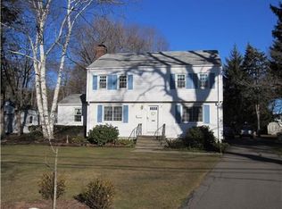 84 Flagg Rd, West Hartford, CT 06117
