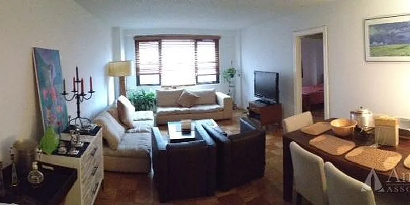 Rented by Anchor Associates | media 19