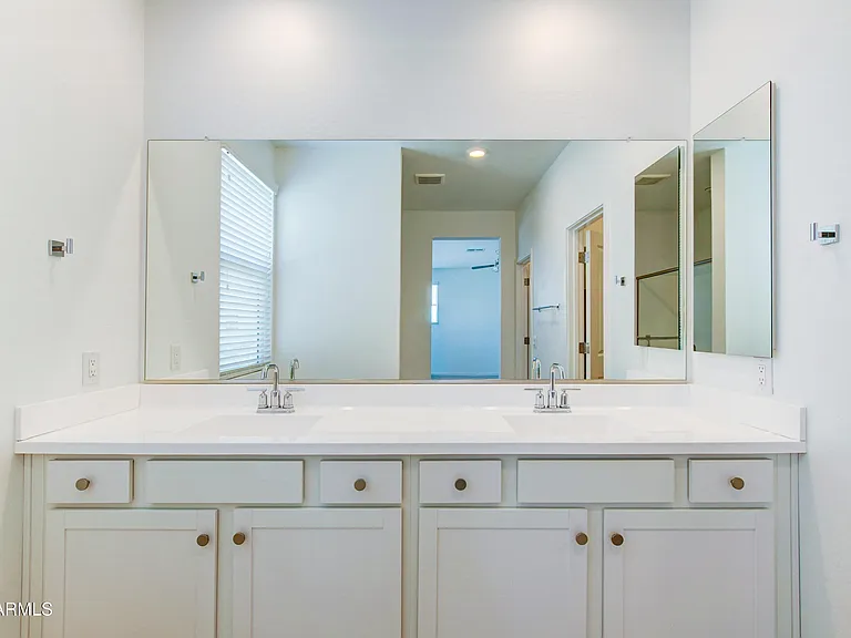 9902 E Tamery Ave — Photo 27