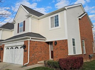 41594 Mitchell Rd, Novi, MI 48377