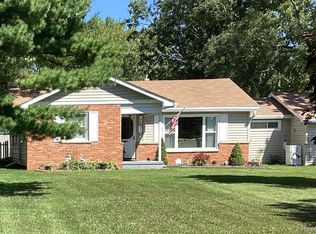 45166 Geddes Rd, Canton, MI 48188