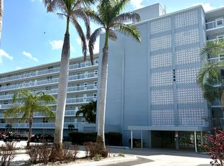 5700 NW 2nd Ave APT 104, Boca Raton, FL 33487