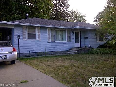 1st image of 2445 Evanston Ave