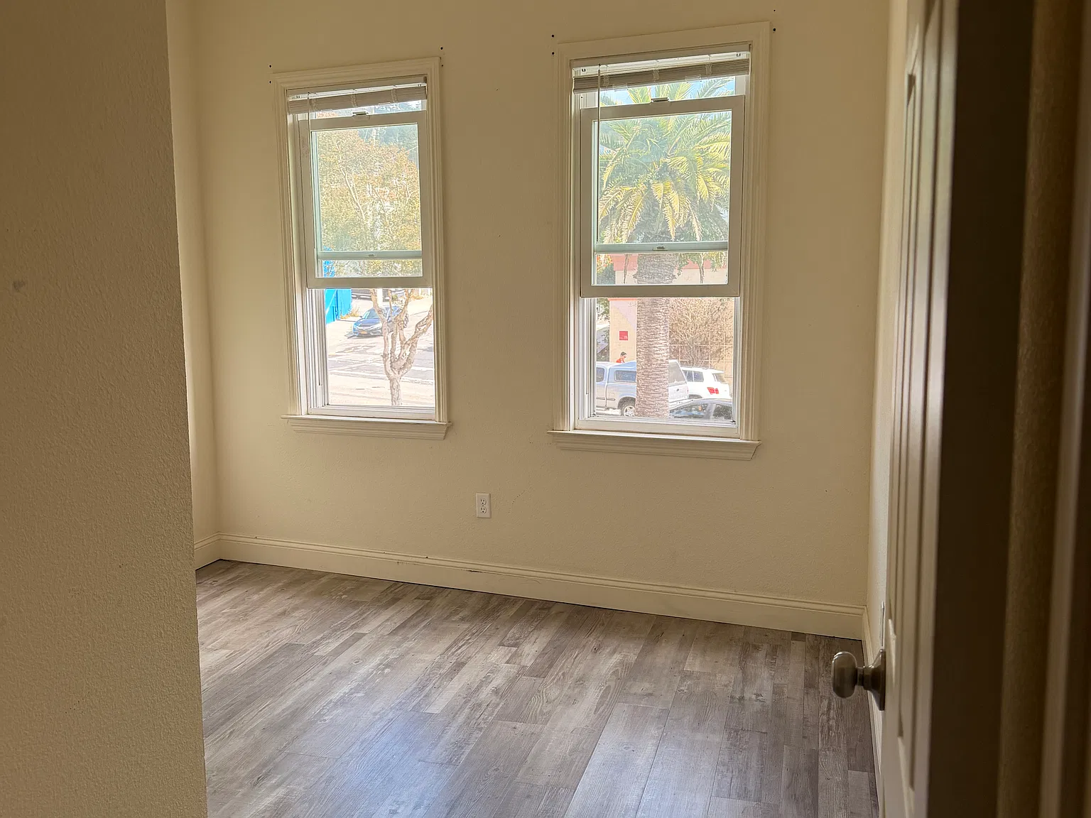 3 bed, $3,500 — Photo 3