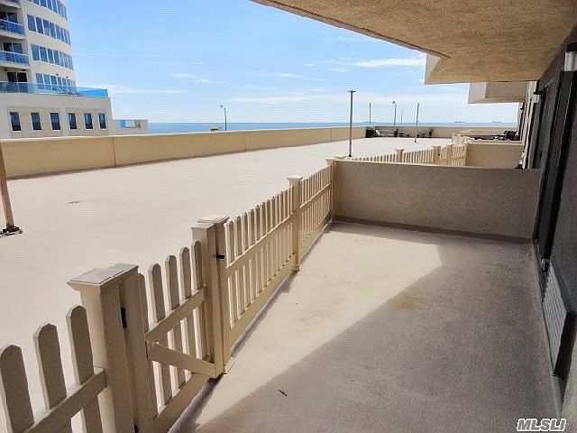 2nd image of 360 Shore Rd APT 2A