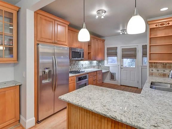 Built-in Butler's pantry/coffee station with paned doors