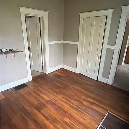 5th image of 4518 Virginia Ave