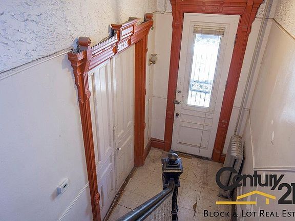 5th image of 394 Kosciuszko St