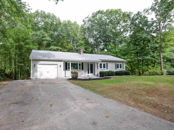 44 Shannon Road, Salem, NH 03079