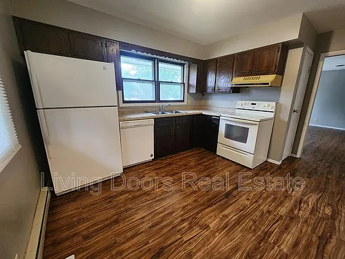 1301 Hill St Photo 1