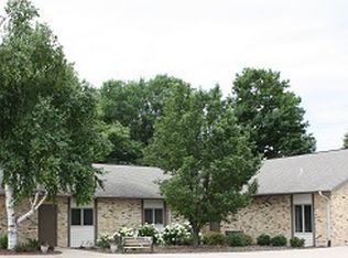 W239N3600 Pewaukee Rd, Pewaukee, WI 53072