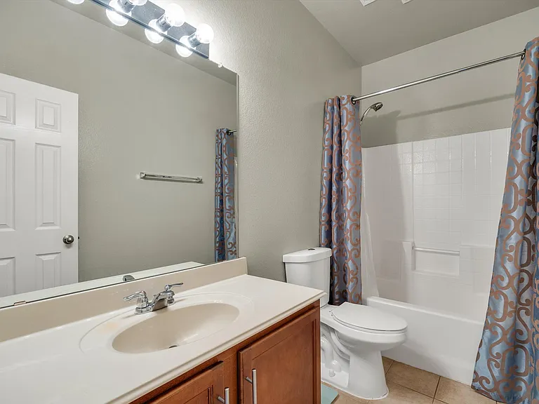 200 Shadybrook Dr — Photo 33