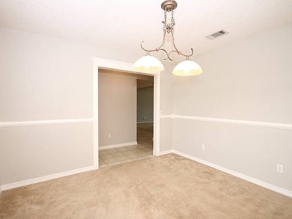 3rd image of 127 Tobago Ct