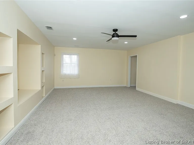 2413 Saint Andrews Rd — Photo 38