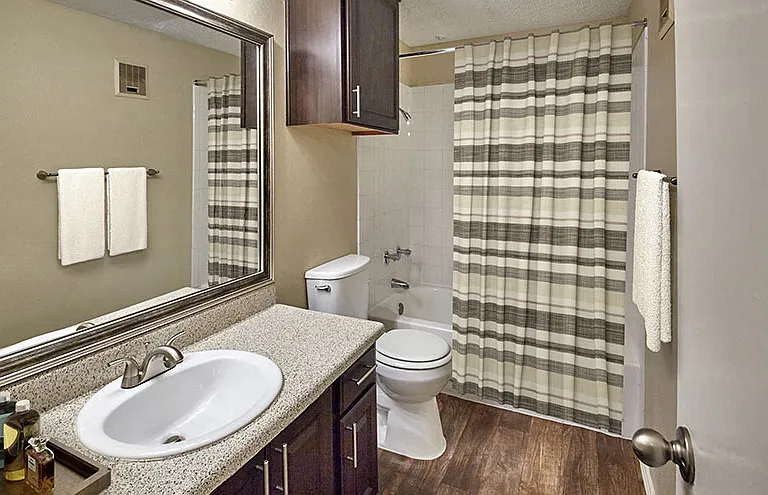 Summers Landing Apartments — Photo 22