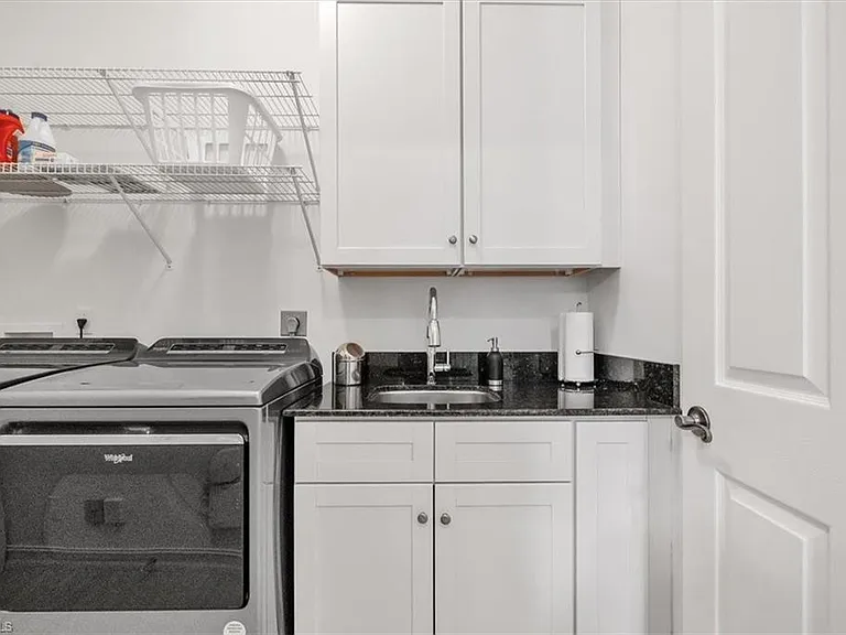 Bentwater Cir — Photo 31