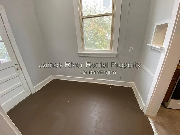 1003 Floyd St #2 — Photo 9