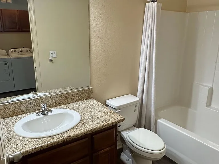 2011 Bella Oaks Dr — Photo 15