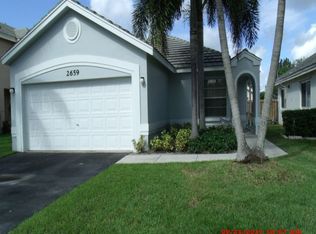 2659 Arrowwood Ct, Davie, FL 33328