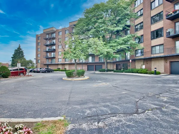 7601 Lincoln Ave APT 502, Skokie, IL 60077