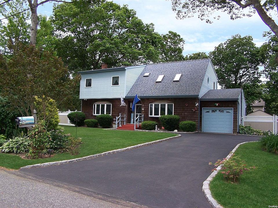 1st image of 416 Sleepy Hollow Drive