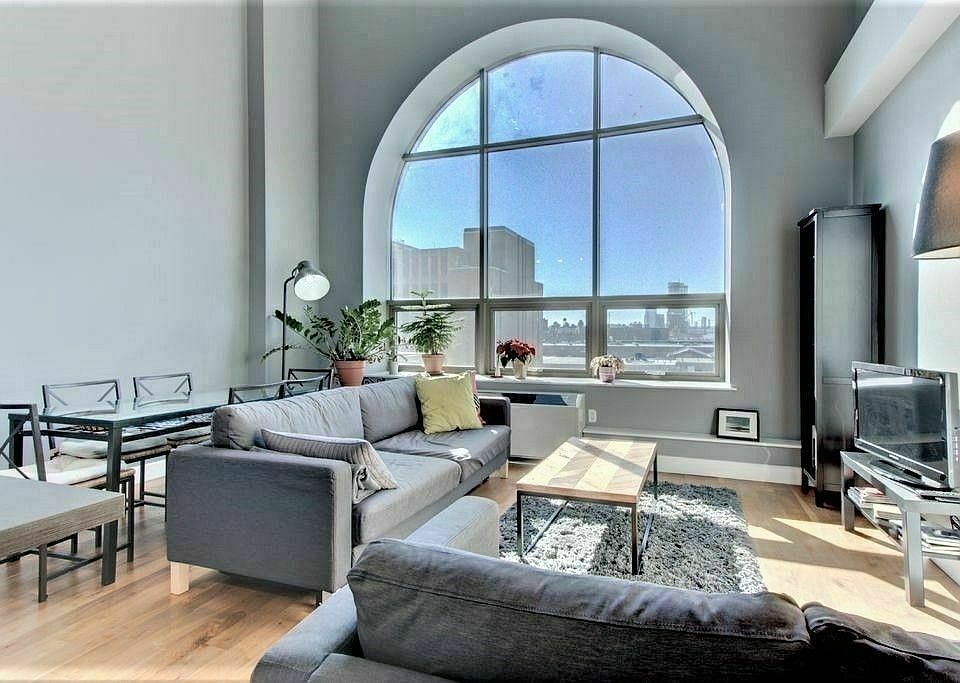 1st image of 217 51st Ave APT 611