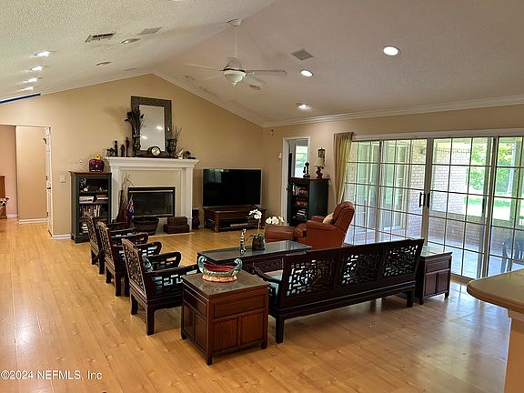 4th image of 1137 SALT CREEK Drive
