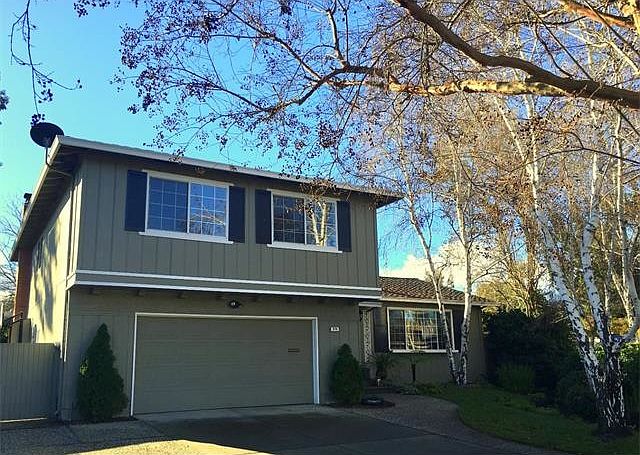 1st image of 974 Marlinton Ct