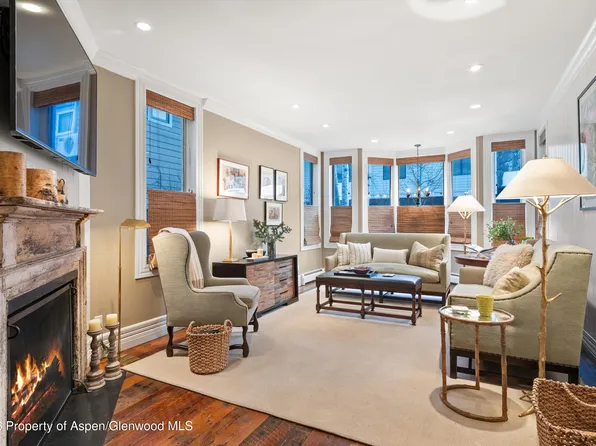 215 W Bleeker St, Aspen, CO 81611