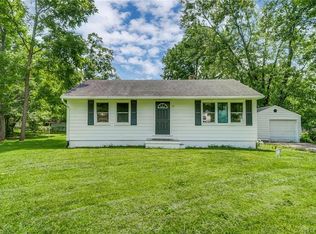 3227 Ravenwood Dr, Fairborn, OH 45324