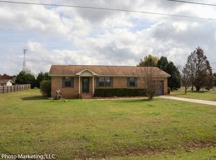 129 Sarah Dr, Byron, GA 31008