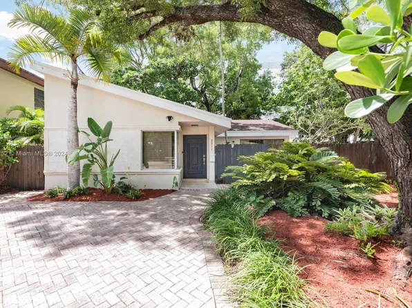 2211 Secoffee Ter, Miami, FL 33133