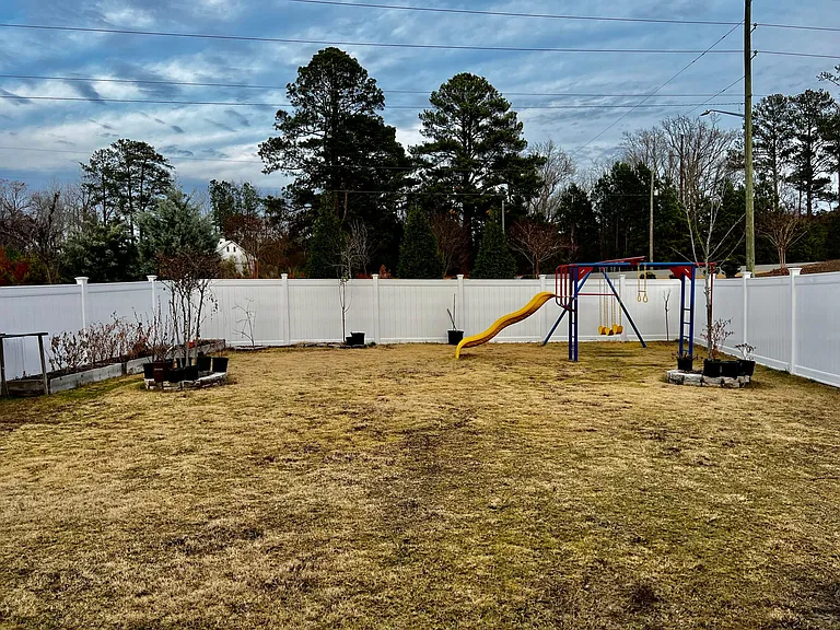 Backyard - view4