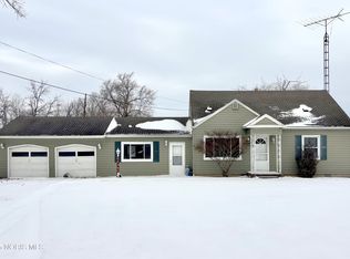 23105 W Edgefield Rd, Genoa, OH 43430