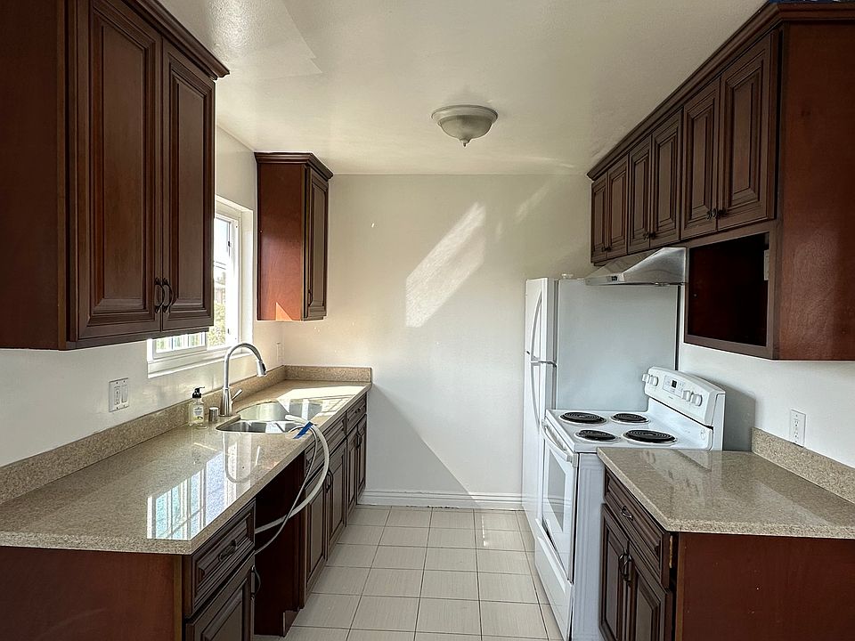 1st image of 1702 De Rose Way #4