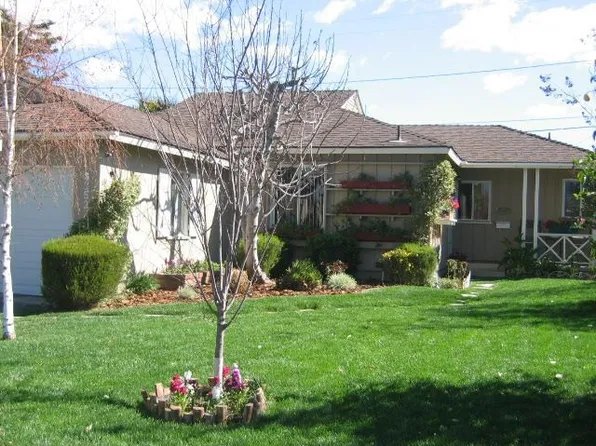 6852 Comanche Ave, Winnetka, CA 91306